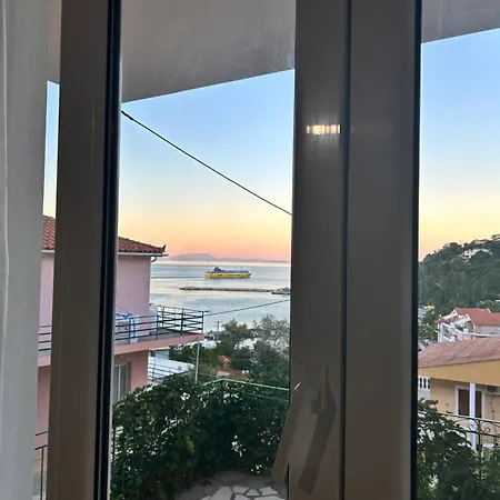 Daisy Maisonette Apartamento